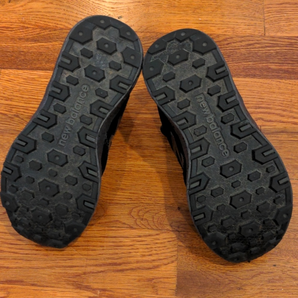 Kids New Balance sneakers - Picture 3 of 5